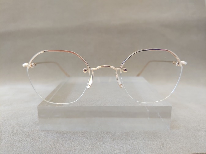 ayameより使いやすいリムレスモデル『RIMWAY』のご紹介です！！