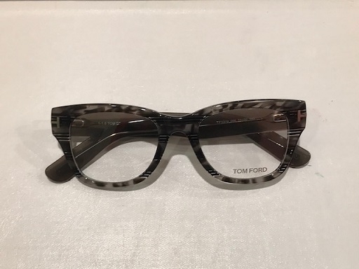 TOM FORD【TF5379】