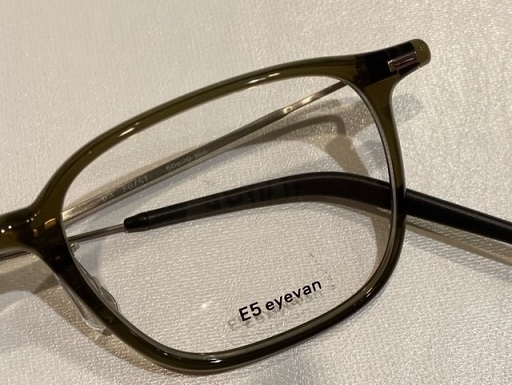 E5 eyevanから【p3】モデルのご紹介です♪