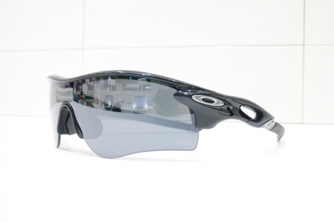 OAKLEY "RADAR LOCK" 多数入荷！