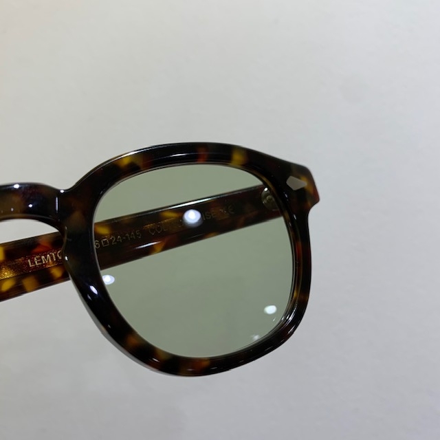 冬もサングラス、したいですよね【 MOSCOT 】LEMTOSH46 と カラーレンズ