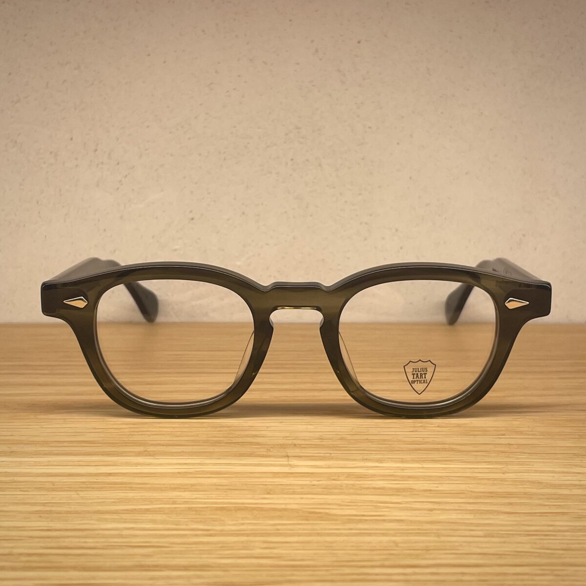 JULIUS TART OPTICAL新色！Olive Green Sasa！